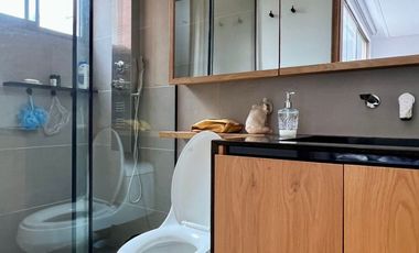 Vendo Apartamento en La Calera, Medellin El Poblado 228 Mts
