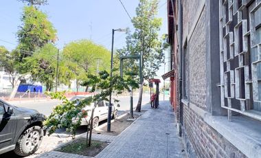 Venta casa excelente ubicación Independencia