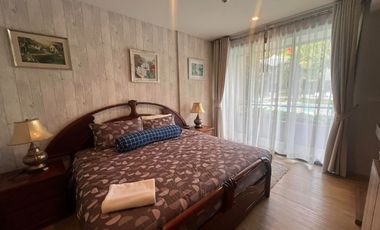 Pets friendly condominium by the beach