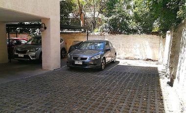 HOLANDA/QUILLAY, PROVIDENCIA, COMPLETAMENTE REMODELADO, 3 DORMITORIOS, 3 BAÑOS, TERRAZA, ESTACIONAMIENTO Y BODEGA