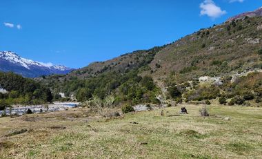 SE VENDE HERMOSO PREDIO DE 769 HECTAREAS, RÍO LOS ÑADIS, COMUNA DE COCHRANE, REGION DE AYSEN