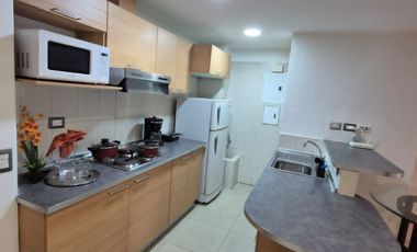 Departamento Amoblado en Venta en Torres del Sol, 1 Habitación, 1 Baño, Garaje, Piscina Gimnasio, Seguridad.