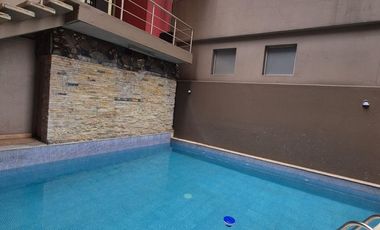 Departamento Amoblado en Venta en Torres del Sol, 1 Habitación, 1 Baño, Garaje, Piscina Gimnasio, Seguridad.