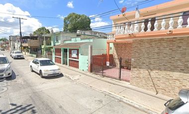 CASA EN REMATE BANCARIO EN Cap. Emilio Carranza 908, Cascajal, Tampico, Tamaulipas, México