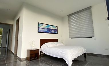 CASA CAMPESTRE AMOBLADA VIA TERMALES SANTA ROSA DE CABAL EN RENTA