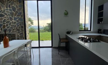 CASA CAMPESTRE AMOBLADA VIA TERMALES SANTA ROSA DE CABAL EN RENTA