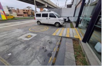 SE VENDE LOCAL COMERCIAL EN AV. TOMAS MARZONA CDRA 33. LOCAL GRANDE DE 442 M2