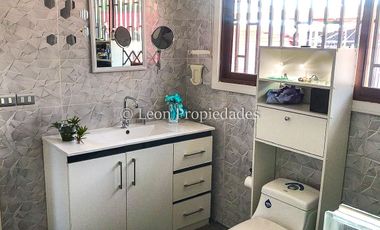 Leon Propiedades vende o arrienda parcela con casa en Campo lindo, Curacaví.