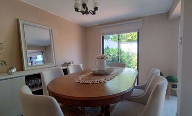 ¡Oportunidad única! Se vende comoda casa en Condominio Quinto Centenario.