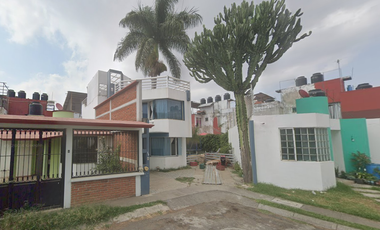 CASA A LA VENTA EN REAL SANTA ROSA, URUAPAN, MICHOACAN, REMATE ADJUDICADO