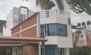 CASA A LA VENTA EN REAL SANTA ROSA, URUAPAN, MICHOACAN, REMATE ADJUDICADO