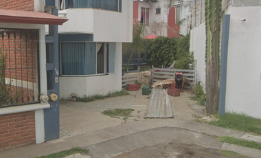 CASA A LA VENTA EN REAL SANTA ROSA, URUAPAN, MICHOACAN, REMATE ADJUDICADO