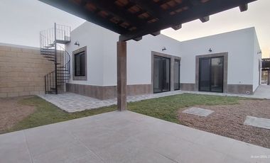 Casa de 1 planta, 3 recámaras, Lote 300 m2, Magnolia Residencial, San Miguel de Allende