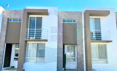VENTA CASA ZAKIA 4 RECAMARAS 1 EN PLANTA BAJA EL MARQUES QUERETARO