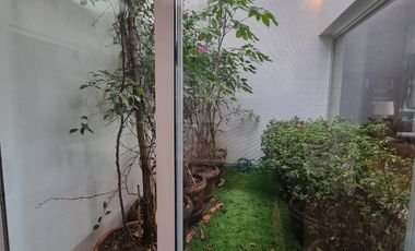 Bosques de las Lomas Venta Preciosa Residencia con alberca, excelente ubicación