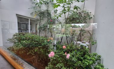 Bosques de las Lomas Venta Preciosa Residencia con alberca, excelente ubicación