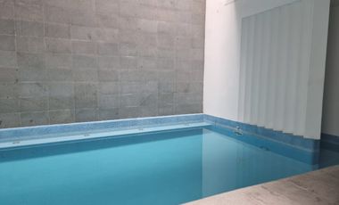 Bosques de las Lomas Venta Preciosa Residencia con alberca, excelente ubicación