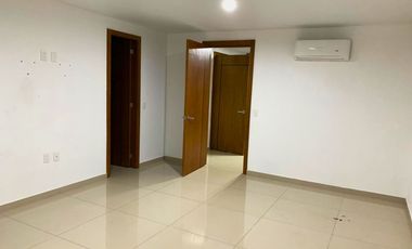 Renta casa en La Cima Con roof Garden Techado