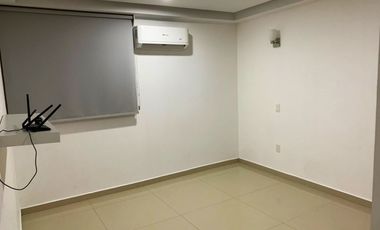 Renta casa en La Cima Con roof Garden Techado