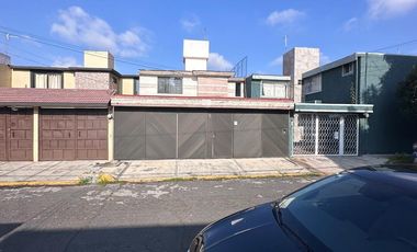 CASA EN VENTA, LOMAS ESTRELLAS, EN IZTAPALAPA.