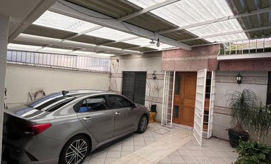 CASA EN VENTA, LOMAS ESTRELLAS, EN IZTAPALAPA.