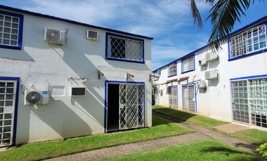 CASA  amplia CON ESTACIONAMIENTO PROPIO ALBERCA ACAPULCO LA MARQUESA