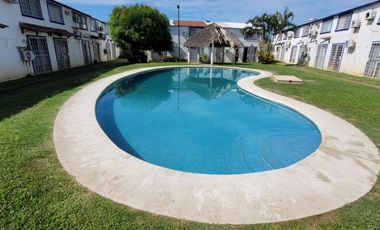 CASA  amplia CON ESTACIONAMIENTO PROPIO ALBERCA ACAPULCO LA MARQUESA