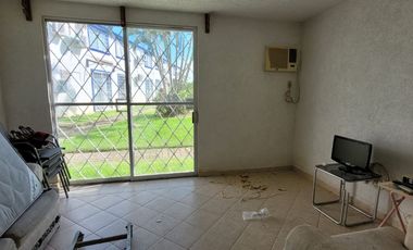 CASA  amplia CON ESTACIONAMIENTO PROPIO ALBERCA ACAPULCO LA MARQUESA