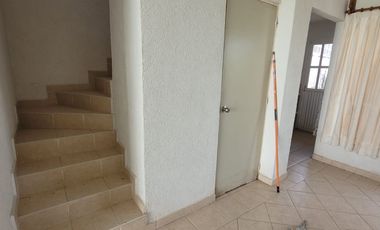 CASA  amplia CON ESTACIONAMIENTO PROPIO ALBERCA ACAPULCO LA MARQUESA