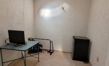 CASA  amplia CON ESTACIONAMIENTO PROPIO ALBERCA ACAPULCO LA MARQUESA
