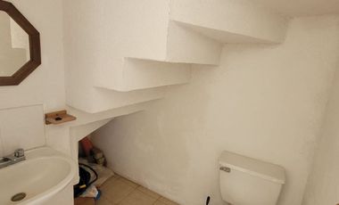 CASA  amplia CON ESTACIONAMIENTO PROPIO ALBERCA ACAPULCO LA MARQUESA