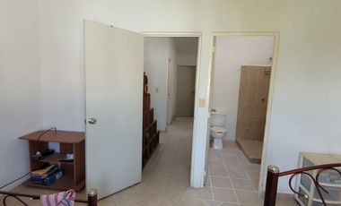 CASA  amplia CON ESTACIONAMIENTO PROPIO ALBERCA ACAPULCO LA MARQUESA