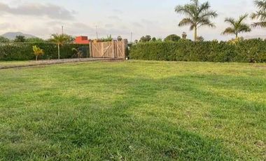 VENDO CASA EN CONDOMINIO MALA