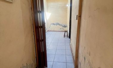 SE VENDE CASA EN PASAJE CERRADO 2D 1B 81MTS2 COMUNA SANTIAGO