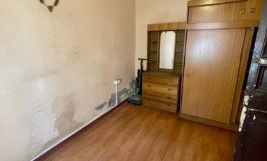 SE VENDE CASA EN PASAJE CERRADO 2D 1B 81MTS2 COMUNA SANTIAGO