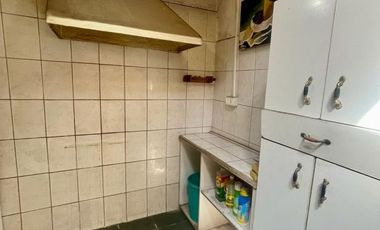 SE VENDE CASA EN PASAJE CERRADO 2D 1B 81MTS2 COMUNA SANTIAGO