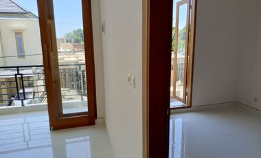 New minimalist House for sale 6 meters Road Denpasar