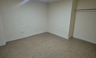 Departamento en Alquiler en el Centro de Guayaquil, 3 Habitaciones, 1 Baño, Centro.