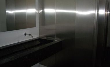 SE VENDE OFICINA RENTANDO