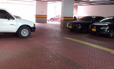 SE VENDE OFICINA RENTANDO