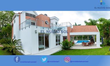 ¡¡INVIERTE YA EN CASA CAMPESTRE DENTRO DE CONDOMINIO MUY GRANDE Y HERMOSA MUY BIEN UBICADA!!SECTOR RESTREPO