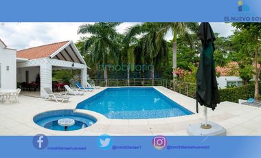 ¡¡INVIERTE YA EN CASA CAMPESTRE DENTRO DE CONDOMINIO MUY GRANDE Y HERMOSA MUY BIEN UBICADA!!SECTOR RESTREPO