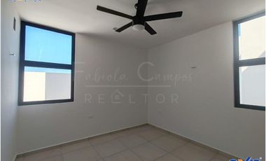 Casa de 1 piso y 3 recámaras en venta en Chelem Yucatán - Entrega inmediata