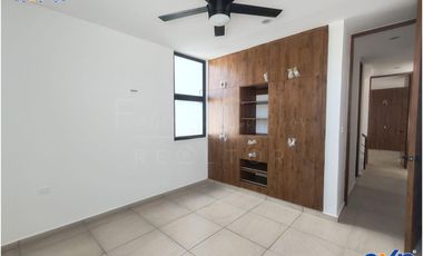 Casa de 1 piso y 3 recámaras en venta en Chelem Yucatán - Entrega inmediata