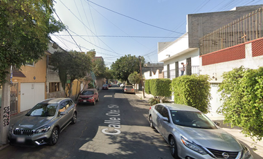 INVERSION SEGURA EN BIENES Y RAICES EN UNA DE LAS MEJORES ZONAS DE LA MOCTEZUMA!!