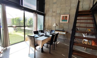 Se vende Loft tipo industrial de 82 m2 con alberca y jardin  en fraccionamiento Aiyana, Xochitepec, Mor.