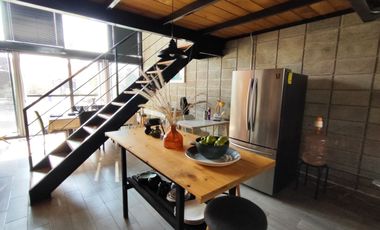 Se vende Loft tipo industrial de 82 m2 con alberca y jardin  en fraccionamiento Aiyana, Xochitepec, Mor.