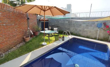 Se vende Loft tipo industrial de 82 m2 con alberca y jardin  en fraccionamiento Aiyana, Xochitepec, Mor.