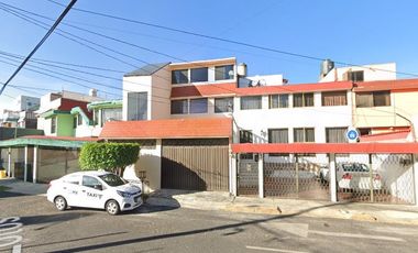 CASA ADJUDICADA EN LAS MARGARITAS, TLANEPANTLA, EDO DE MEX. ATRAS DE MUNDO E. OPORTUNIDAD PARA INVERSIONISTAS.