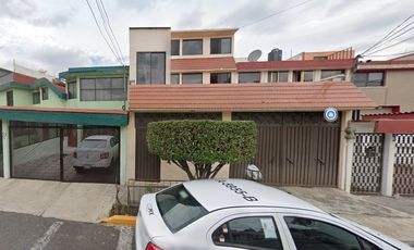 CASA ADJUDICADA EN LAS MARGARITAS, TLANEPANTLA, EDO DE MEX. ATRAS DE MUNDO E. OPORTUNIDAD PARA INVERSIONISTAS.